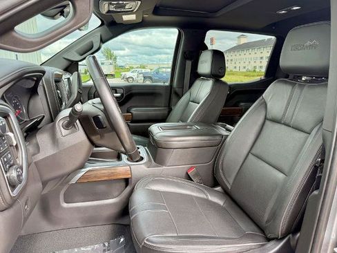 Used 2021 Chevrolet Silverado 1500 High Country w/ Technology Package AWD/4WD image 11