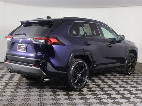 Used 2019 Toyota RAV4 XSE image 10