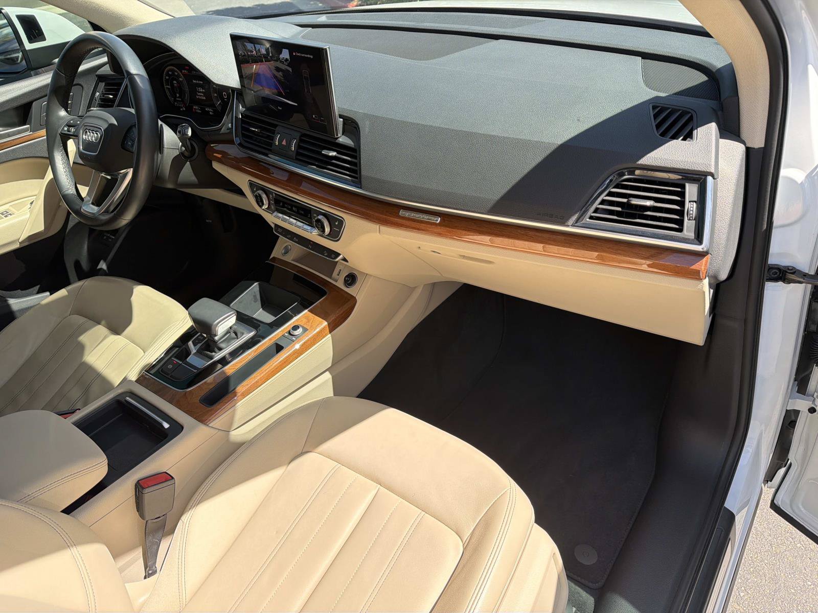 Used 2021 Audi Q5 e Premium w/ Convenience Package AWD/4WD image 26