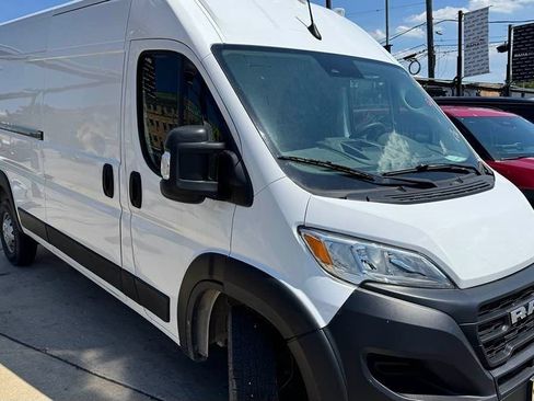 Used 2023 RAM ProMaster 2500 FWD image 10
