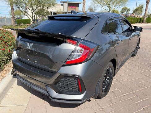 Used 2017 Honda Civic EX image 3