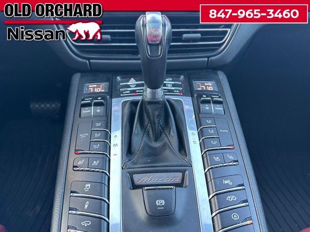 Used 2020 Porsche Macan Turbo AWD/4WD image 19