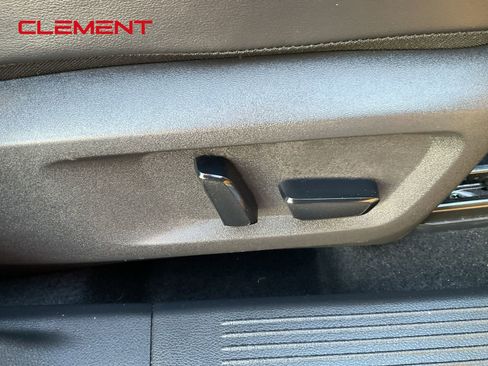 Used 2021 Nissan Rogue Platinum image 46