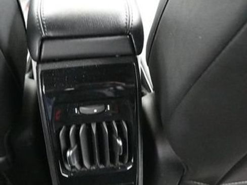 Used 2025 Jeep Compass Trailhawk AWD/4WD image 18