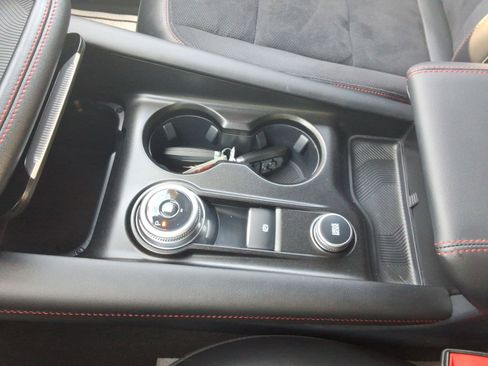 Used 2025 Ford Explorer ST image 19