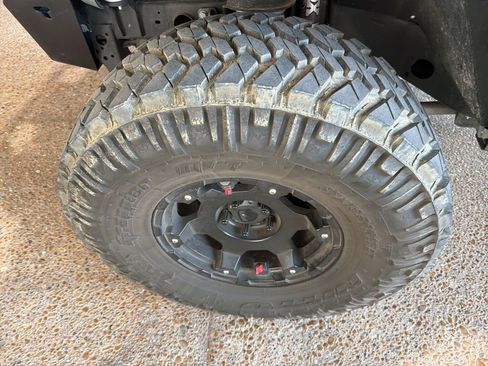 Used 2020 Jeep Wrangler Unlimited Rubicon image 2