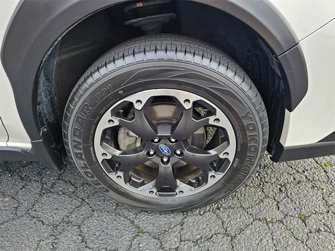 Used 2022 Subaru Crosstrek 2.0i Premium w/ Popular Package #2 image 9