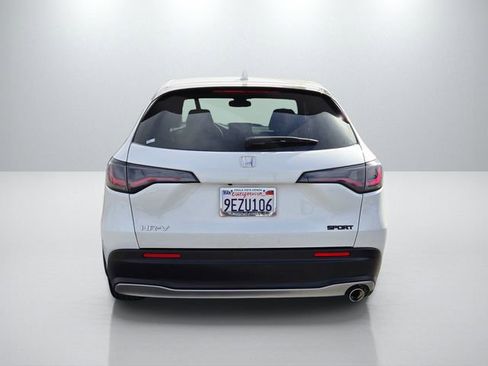 Used 2023 Honda HR-V Sport image 9
