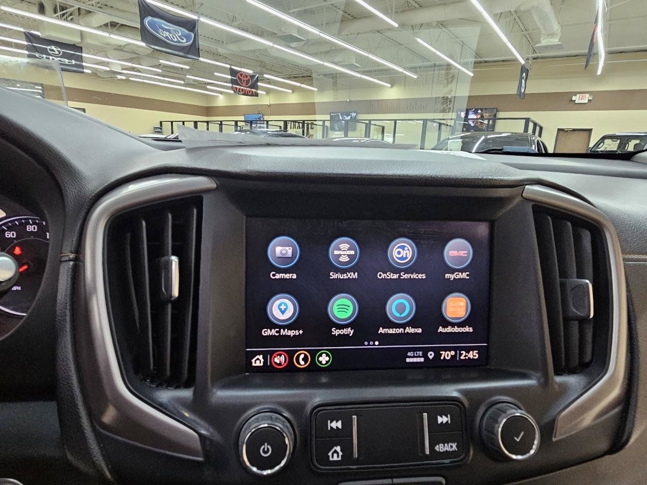 Used 2022 GMC Terrain AT4 w/ Tech Package AWD/4WD image 31