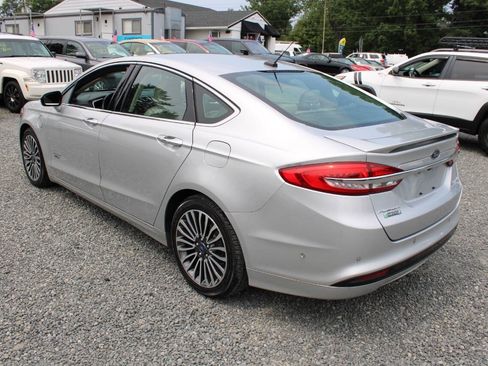 Used 2017 Ford Fusion Energi Titanium FWD image 9