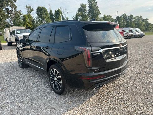 Used 2021 Cadillac XT6 Sport AWD/4WD image 3