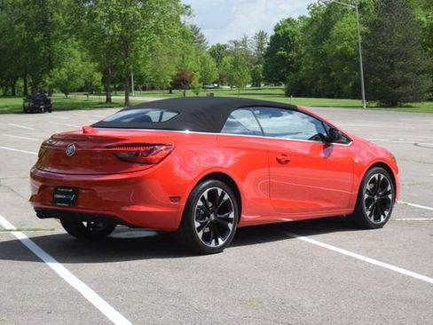 Used 2019 Buick Cascada Sport Touring w/ Dark Effects Package FWD image 23
