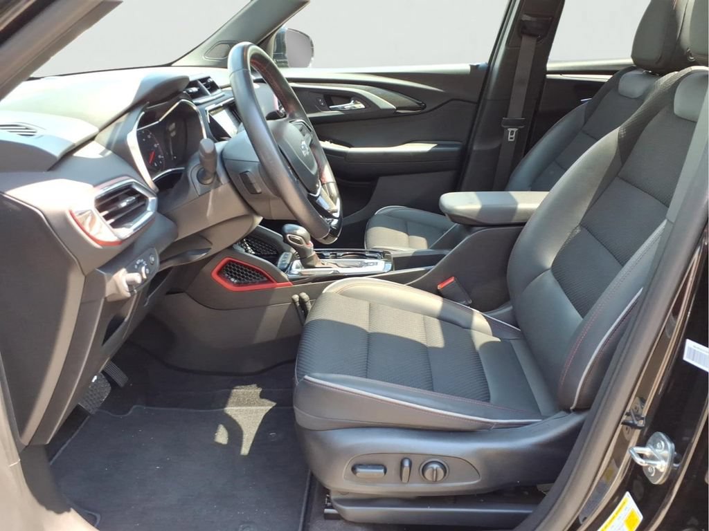 Certified 2021 Chevrolet TrailBlazer RS w/ Sun and Liftgate Package FWD image 15