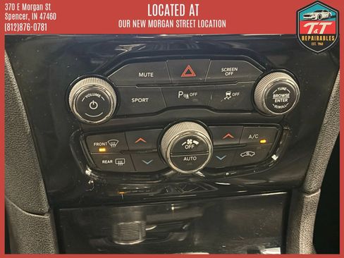 Used 2018 Chrysler 300 S w/ 300S Premium Group 2 AWD/4WD image 46