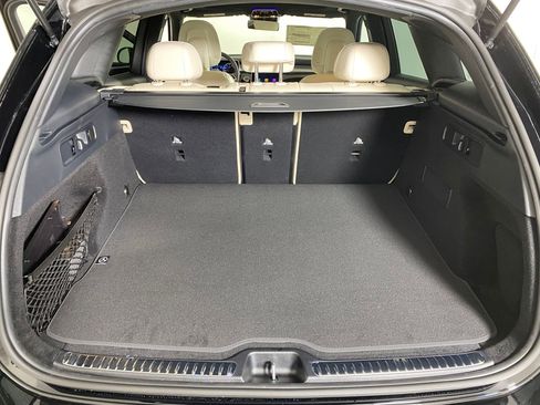 Used 2026 Mercedes-Benz GLC 300 4MATIC image 29