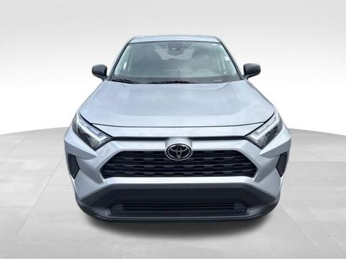 Used 2023 Toyota RAV4 LE FWD image 8