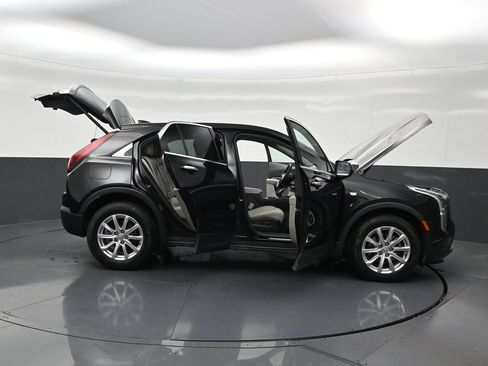 Used 2023 Cadillac XT4 Luxury FWD image 32