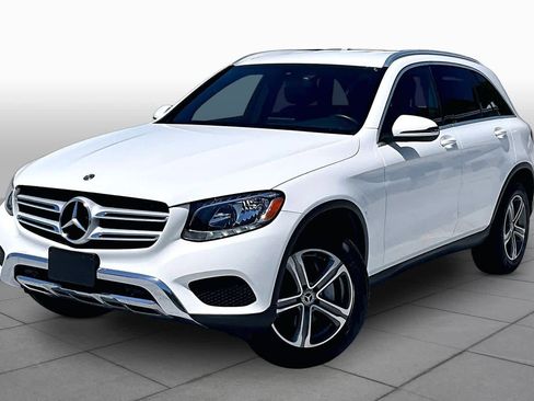 Used 2019 Mercedes-Benz GLC 300 4MATIC image 1