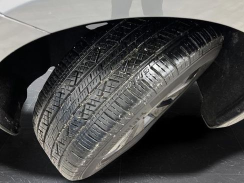 Used 2020 Chrysler Pacifica Limited w/ Advanced Safetytec Group image 38