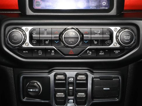 Used 2020 Jeep Gladiator Rubicon image 29