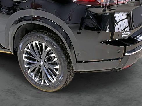 New 2026 Nissan Rogue Platinum w/ Tech Package AWD/4WD image 9