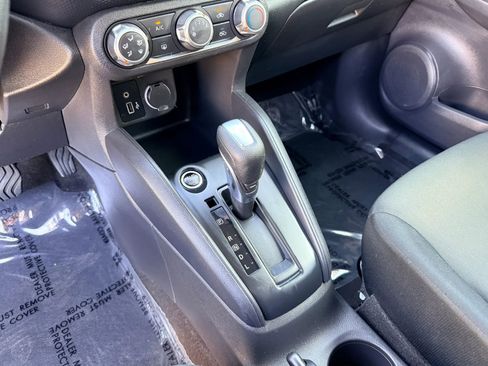 Used 2024 Nissan Kicks S image 17