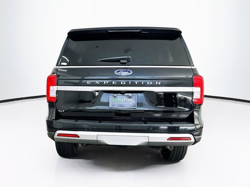 Used 2024 Ford Expedition XLT image 7