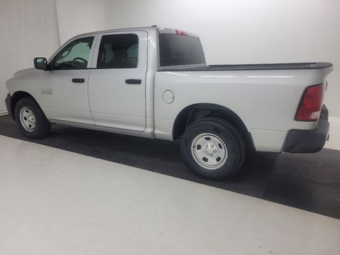 Used 2016 RAM 1500 Tradesman w/ Popular Equipment Group AWD/4WD image 3