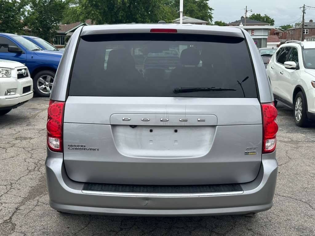 Used 2018 Dodge Grand Caravan GT FWD image 10