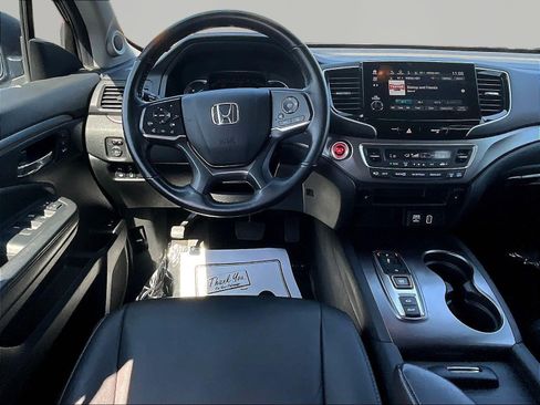 Used 2022 Honda Pilot Black Edition image 8