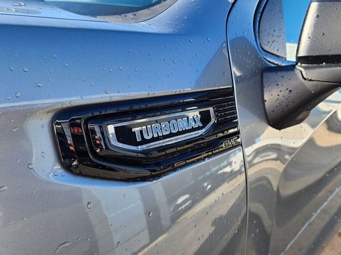 New 2026 GMC Sierra 1500 Elevation image 11