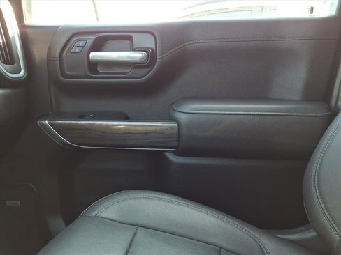 Used 2021 Chevrolet Silverado 1500 LTZ w/ Technology Package image 24