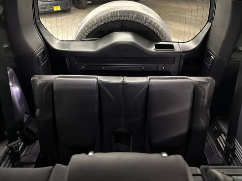 Used 2024 Land Rover Defender 110 X AWD/4WD image 15