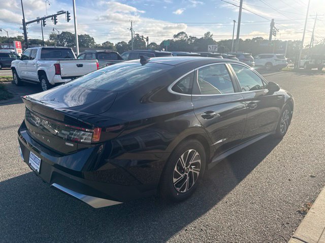 New 2026 Hyundai Sonata Blue FWD image 6