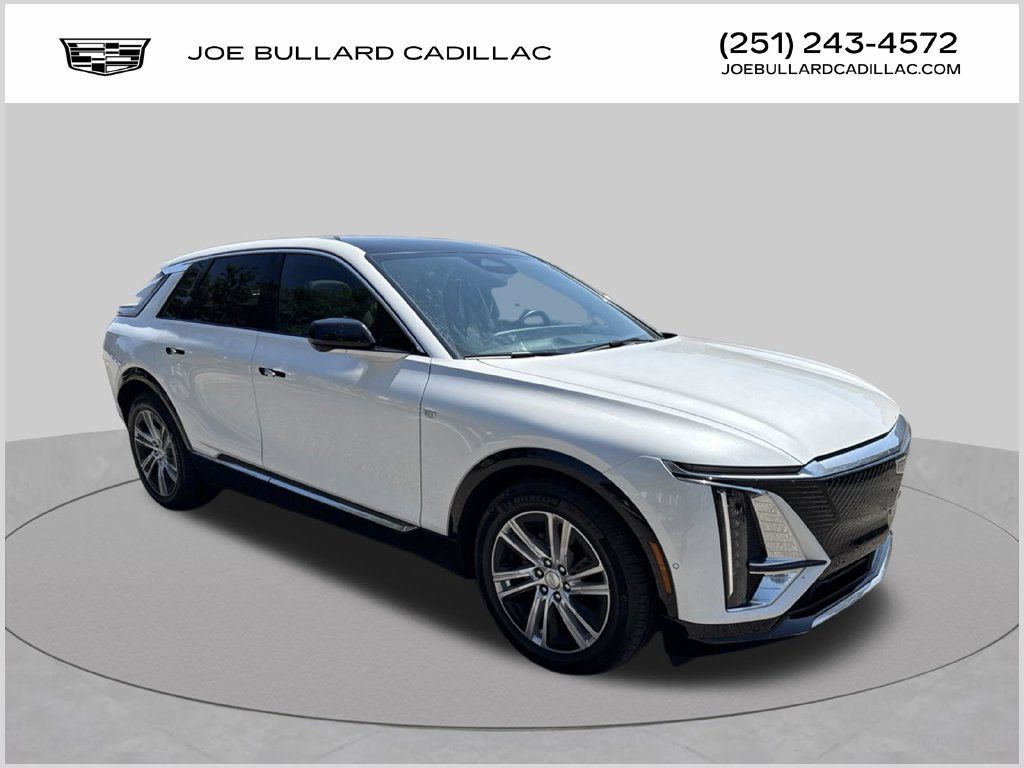 Used 2024 Cadillac Lyriq Tech w/ Driver Assist Package AWD/4WD image 1