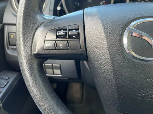 Used 2013 MAZDA MAZDA5 Sport image 29