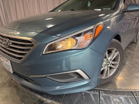 Used 2017 Hyundai Sonata SE w/ Cargo Package image 9