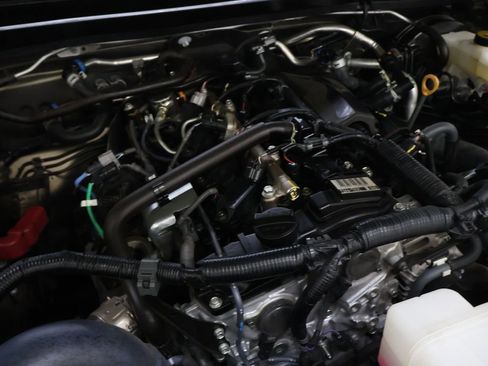 Used 2024 Toyota Tacoma TRD Sport AWD/4WD image 24
