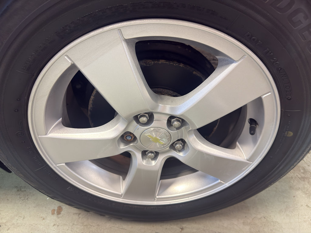 Used 2014 Chevrolet Cruze LT FWD image 34