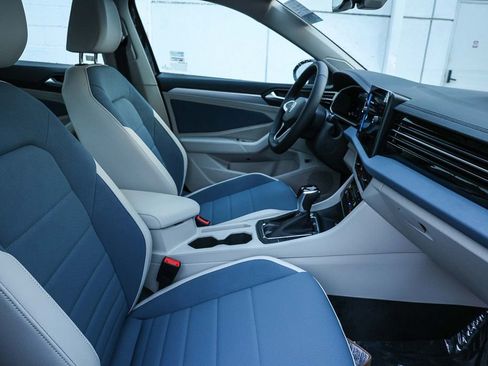 New 2026 Volkswagen Jetta SE image 17