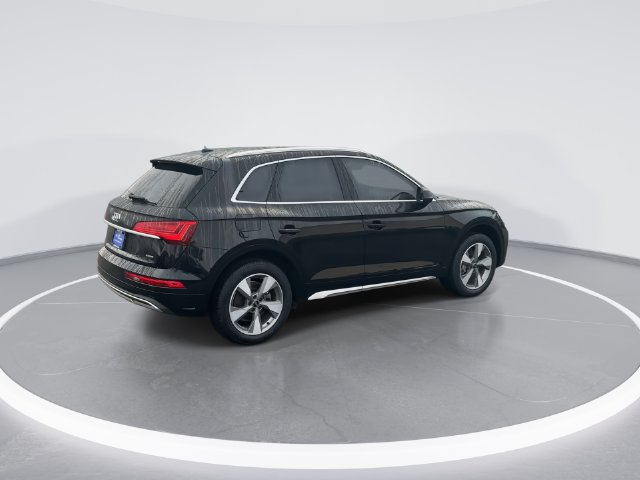 Used 2023 Audi Q5 2.0T Premium w/ Convenience Package AWD/4WD image 7