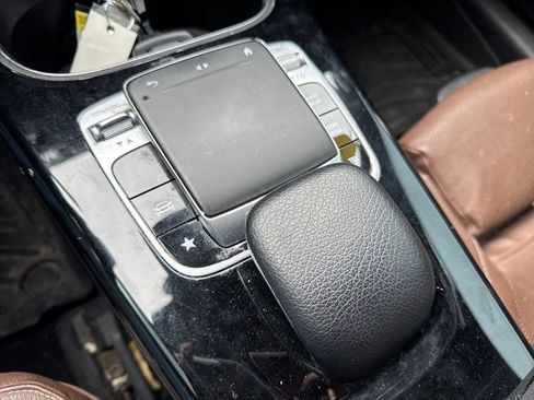 Used 2020 Mercedes-Benz CLA 250 4MATIC image 46