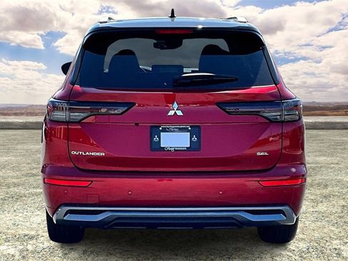 New 2025 Mitsubishi Outlander SEL image 4
