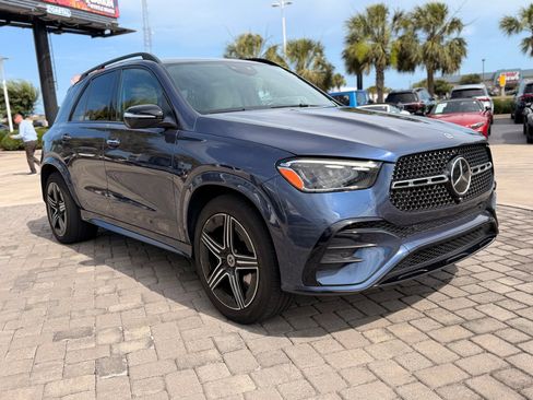 Used 2024 Mercedes-Benz GLE 450e 4MATIC image 7
