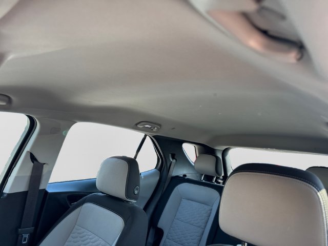 Used 2021 Chevrolet Equinox LS FWD image 12