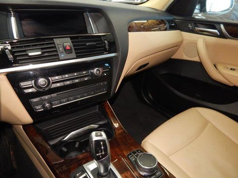 Used 2017 BMW X3 xDrive28i image 24