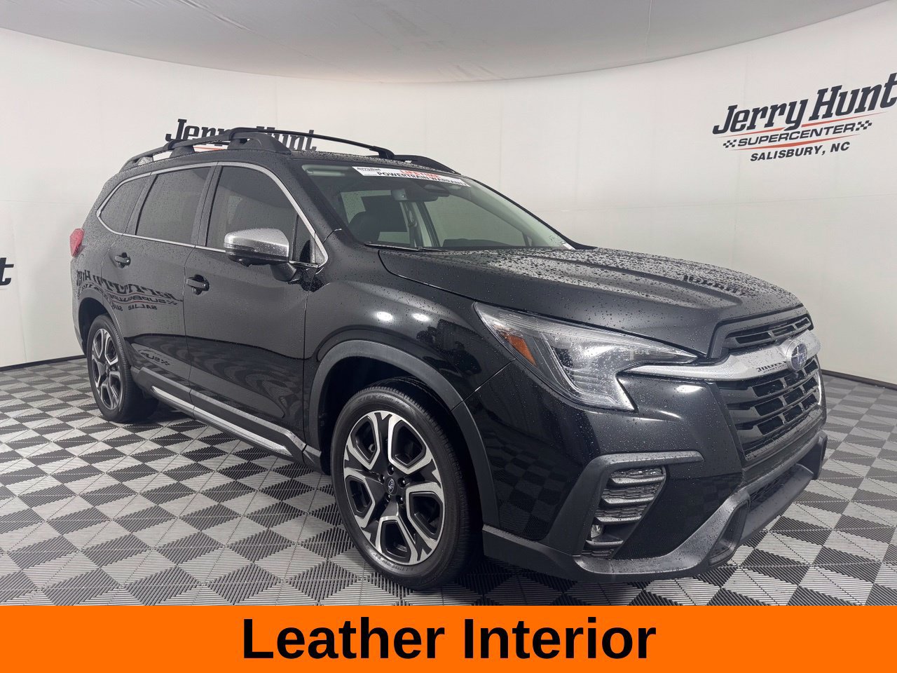 Used 2023 Subaru Ascent Limited w/ Technology Package AWD/4WD image 6