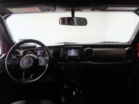 Used 2019 Jeep Wrangler Unlimited Sport S AWD/4WD image 11