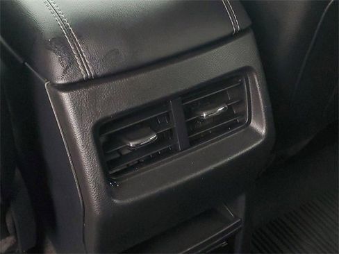 Certified 2020 Ford Edge Titanium image 27