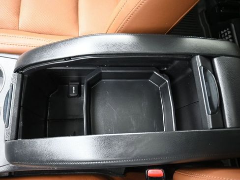 Used 2017 Toyota Highlander Limited w/ Protection Package #3 image 26